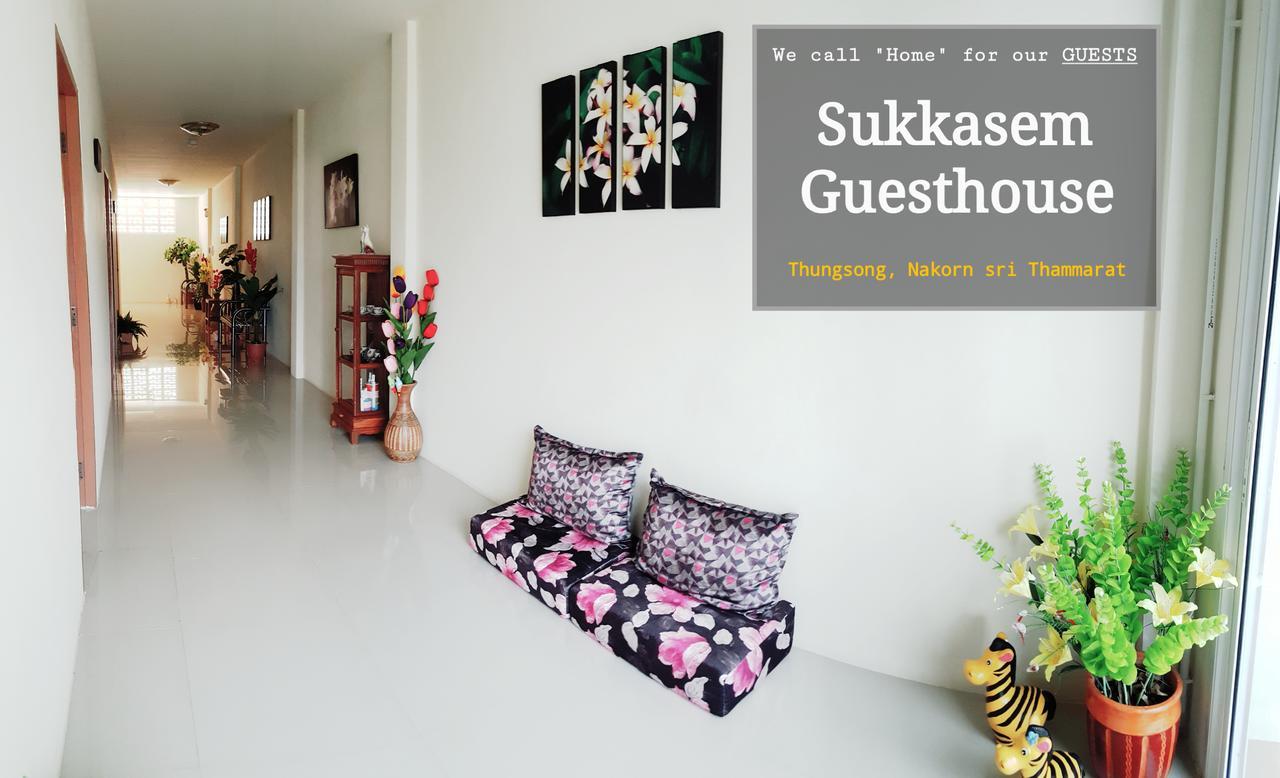 Sukkasem Guesthouse Thungsong Thungszong Kültér fotó